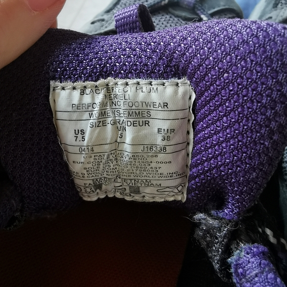 Merrell Hiking Shoes - Picture 7 of 7